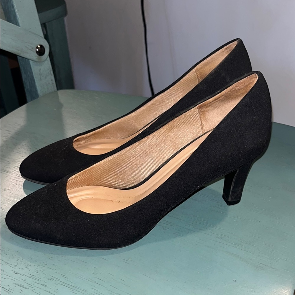 Abella Black Heels